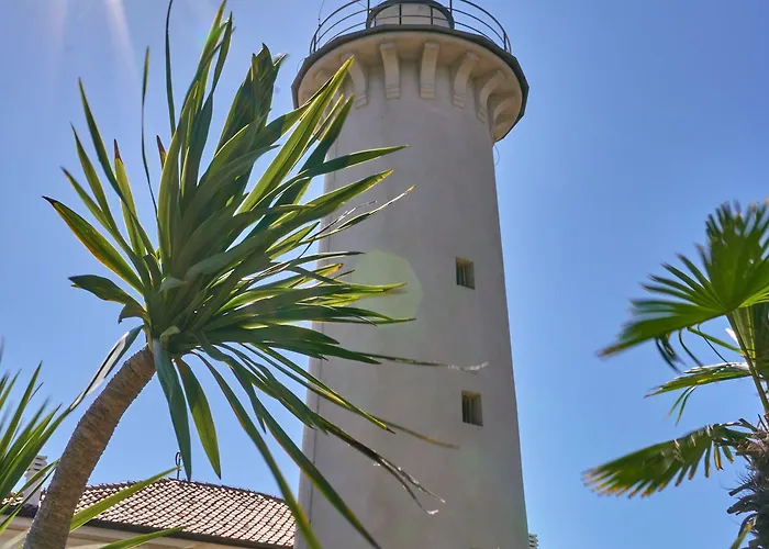 2-level Flat With Pool Balcony Near