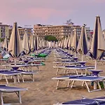 Appartement 2-level Flat With Pool Balcony Near Bibione