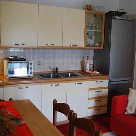 2-level Flat With Pool Balcony Near Appartamento