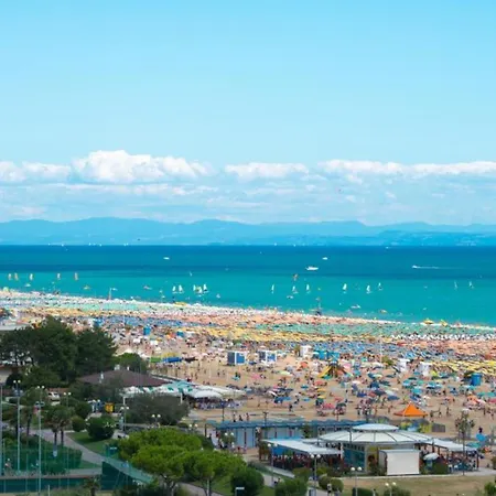 Two Level Flat In Bibione