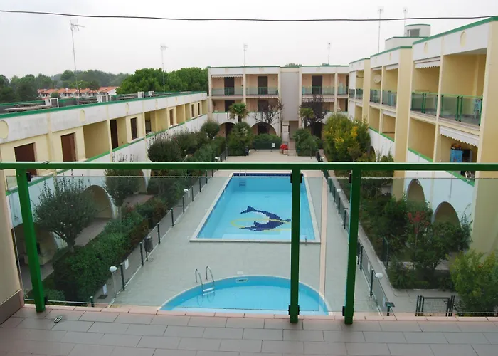 2-level Flat With Pool Balcony Near Bibione